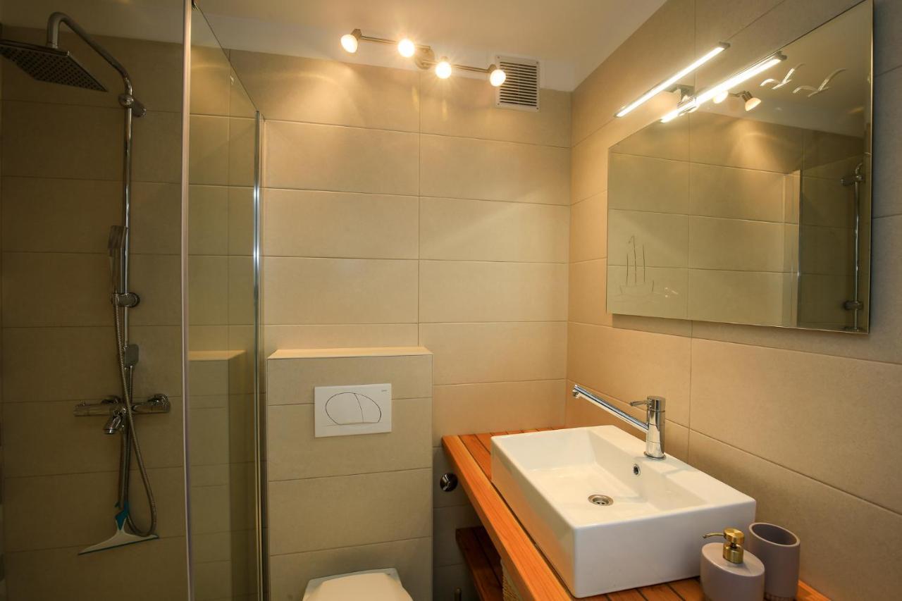 Apartmani Nena I Branko Premantura Ngoại thất bức ảnh
