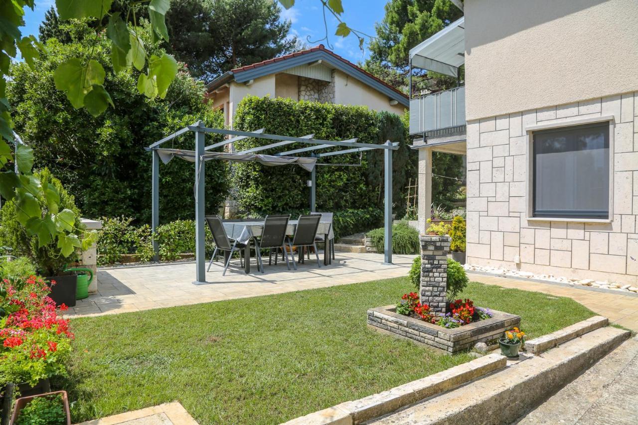 Apartmani Nena I Branko Premantura Ngoại thất bức ảnh