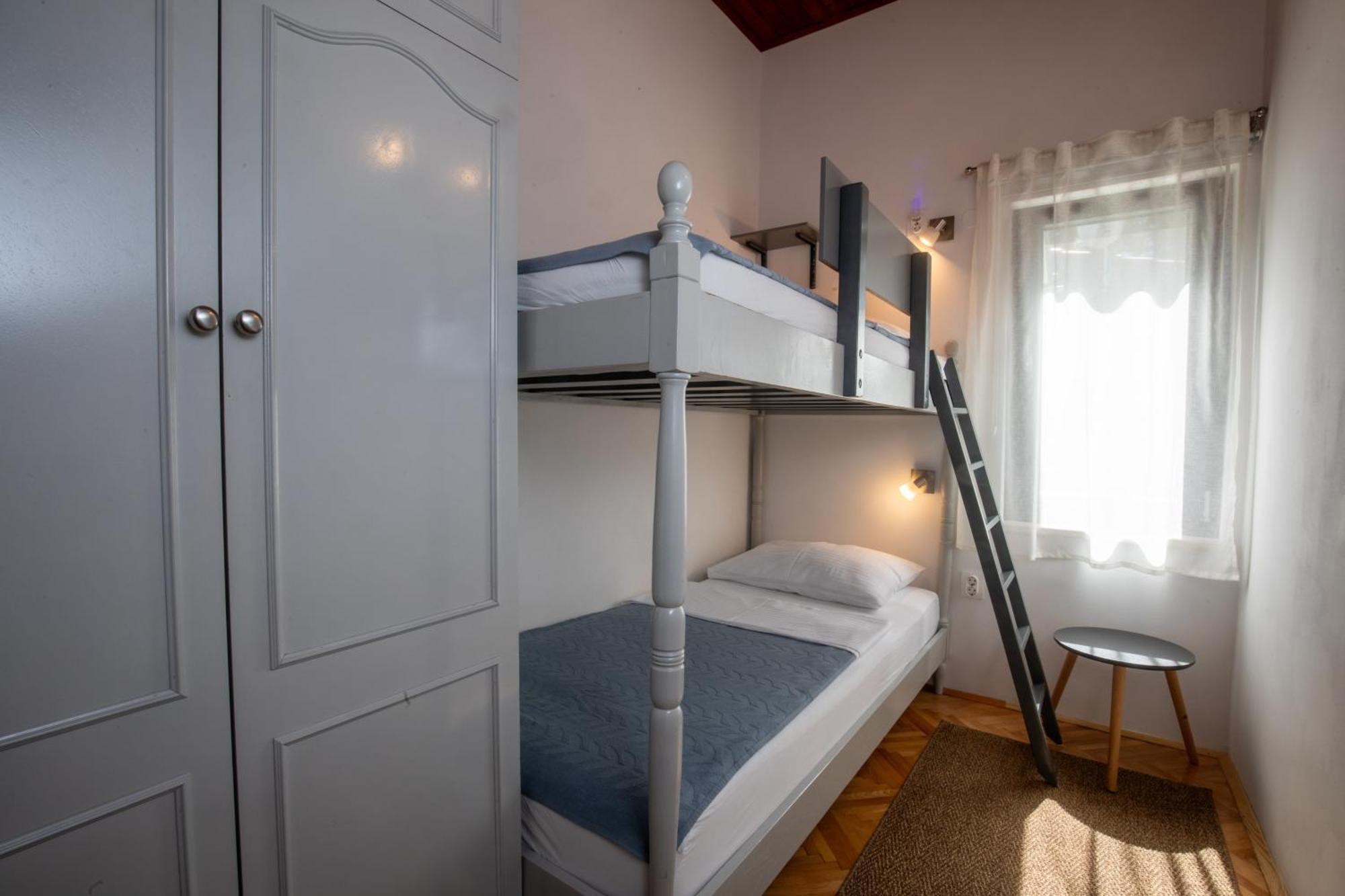 Apartmani Nena I Branko Premantura Ngoại thất bức ảnh